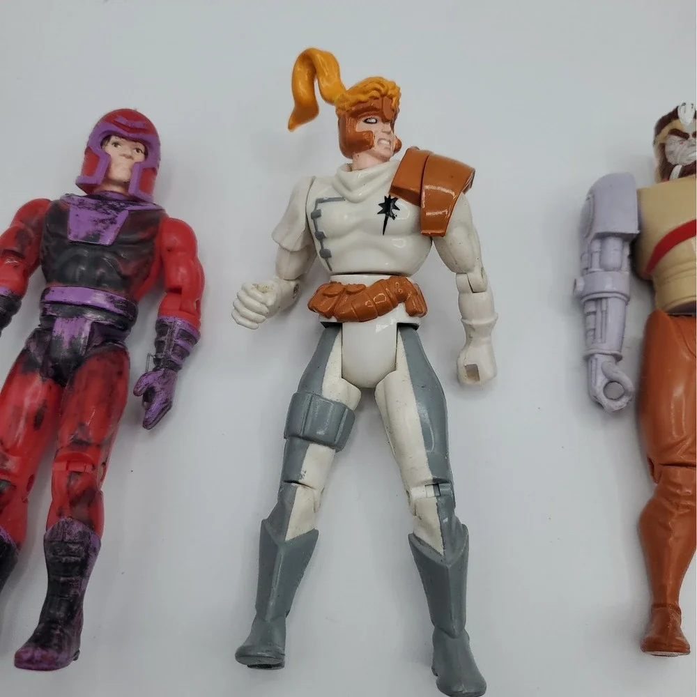 Vintage 1990s Toy Biz Marvel X-Men DC Action Figure Lot 11 Figures